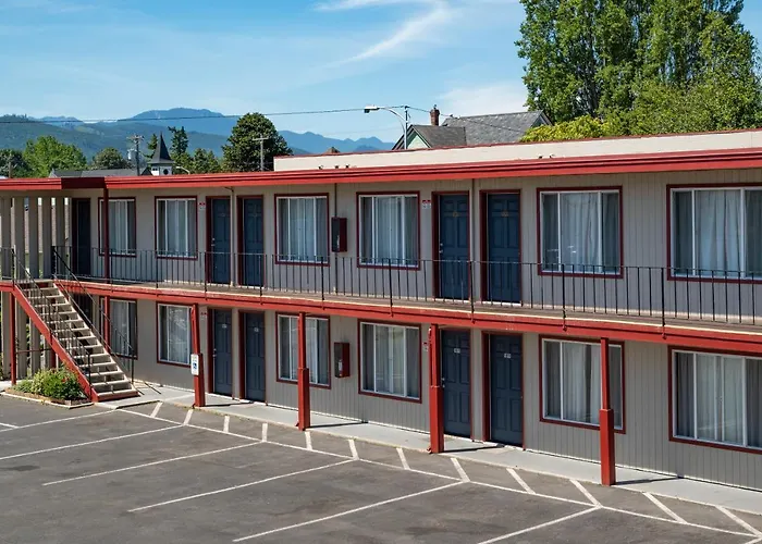 Riviera Inn