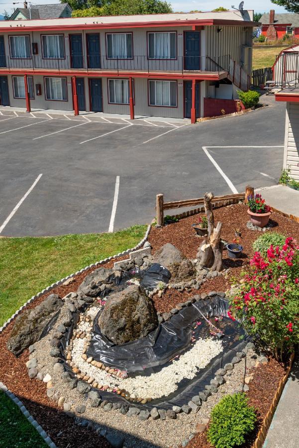 Riviera Motel 2*